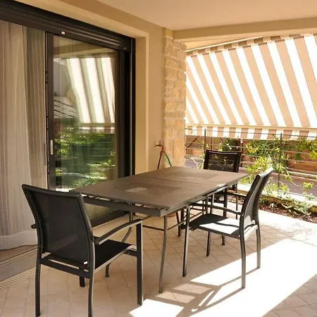 New, Modern Apt, Near With Ac, Terrace & Parking Roquebrune-Cap-Martin